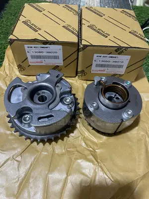 Camshaft Head for 3ur Engine.
