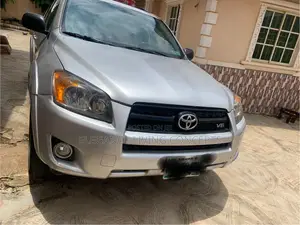 Toyota RAV4 3.5 Sport 2010 Silver
