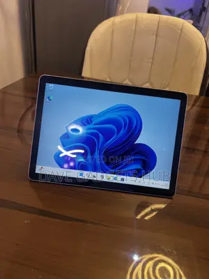 Laptop Microsoft Surface Go 4 8GB Intel Pentium SSD 256GB