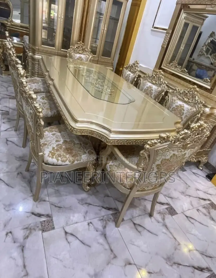 Royal Dinning Set