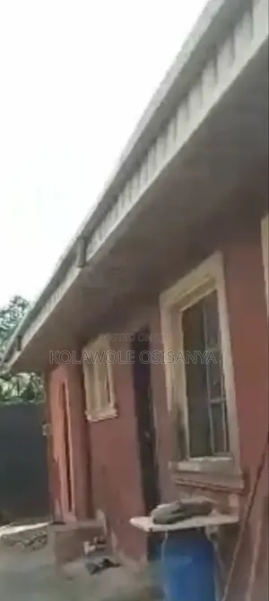 3bdrm Bungalow in Ado-Odo/Ota for sale