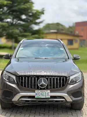 Mercedes-Benz GLC-Class 2017 Brown