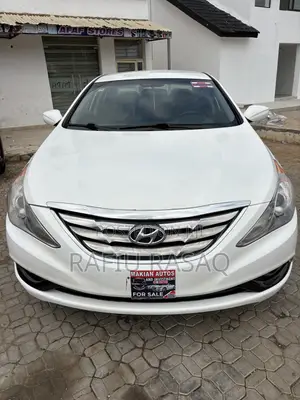 Hyundai Sonata GLS Sedan FWD (2.4L 4cyl 6A) 2012 White