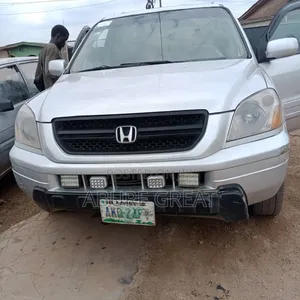 Honda Pilot 2005 Silver