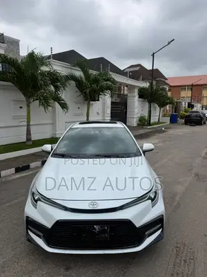 Toyota Corolla XSE 2020 White