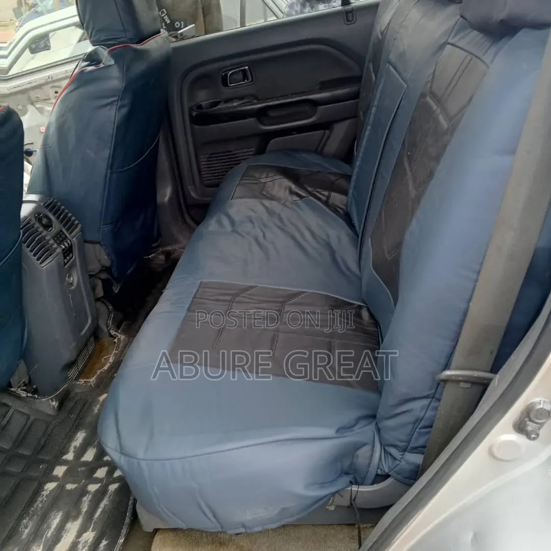 Honda Pilot 2005 Silver