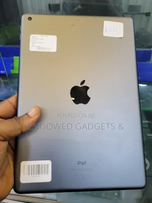 Apple iPad 10.2 (2020) 128 GB Silver