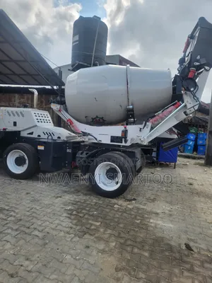 Mobile (Driving) 6cubic Selfload Concrete Mixer