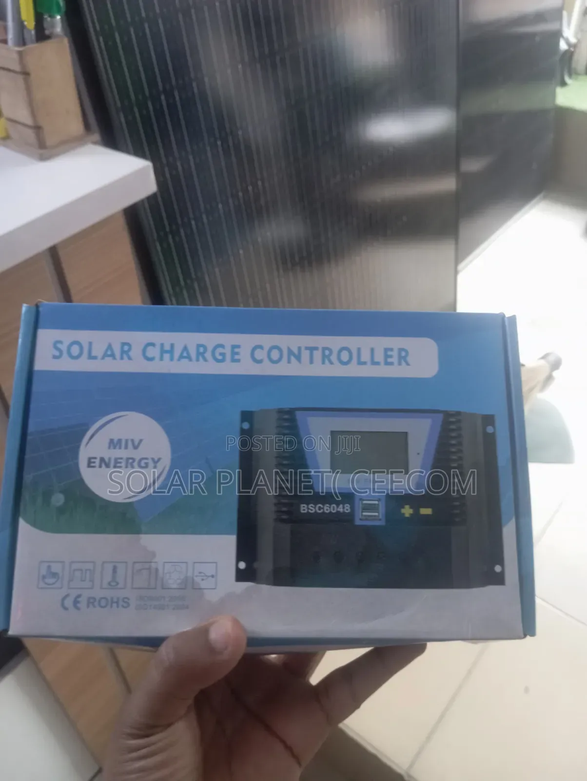 PWm MPPT Solar Charge Controller