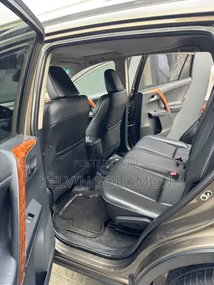 Toyota RAV4 Limited 4dr SUV AWD (2.5L 4cyl 6A) 2014 Gray