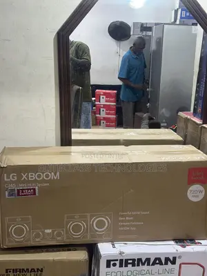 LG CJ45 720W Mini Hi-Fi Stereo System