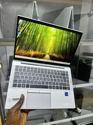 Laptop HP EliteBook 840 G8 16GB Intel Core i7 SSD 512GB