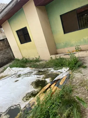 4bdrm Block of Flats in Oluyole Estate for rent