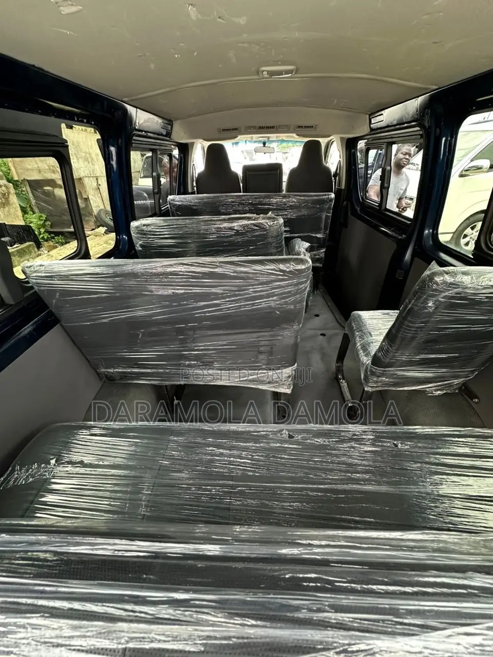 Toyota HiAce 2012 Blue
