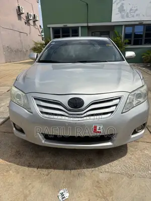 Toyota Camry LE 4dr Sedan (2.4L 4cyl 5A) 2008 Silver