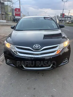 Toyota Venza XLE 2015 Black
