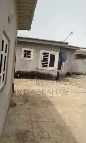 12bdrm Bungalow in Baruwa, Ipaja, Lagos for sale