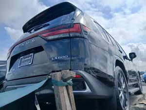Lexus LX 600 2024 Black
