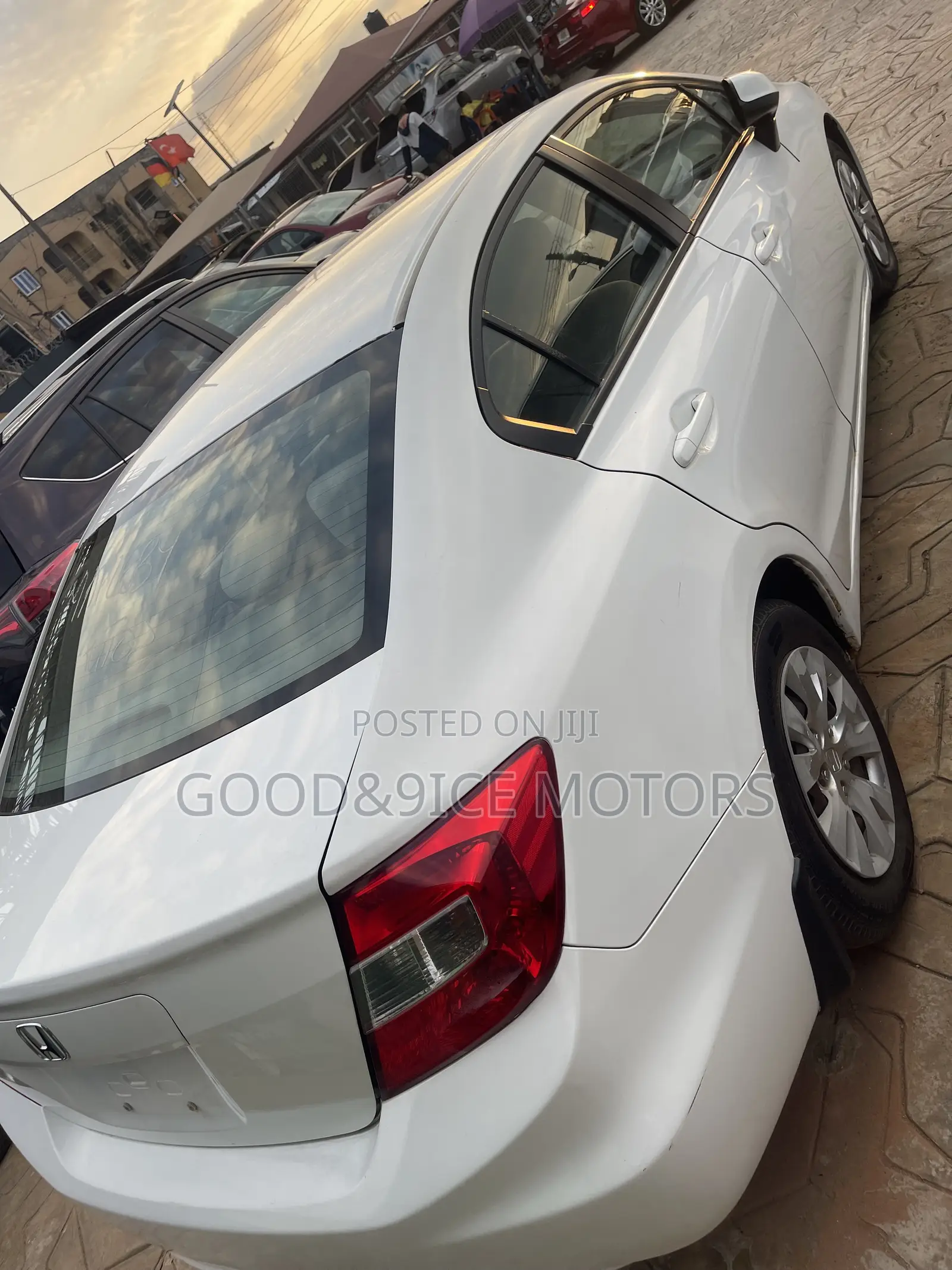 Honda Civic 2012 White