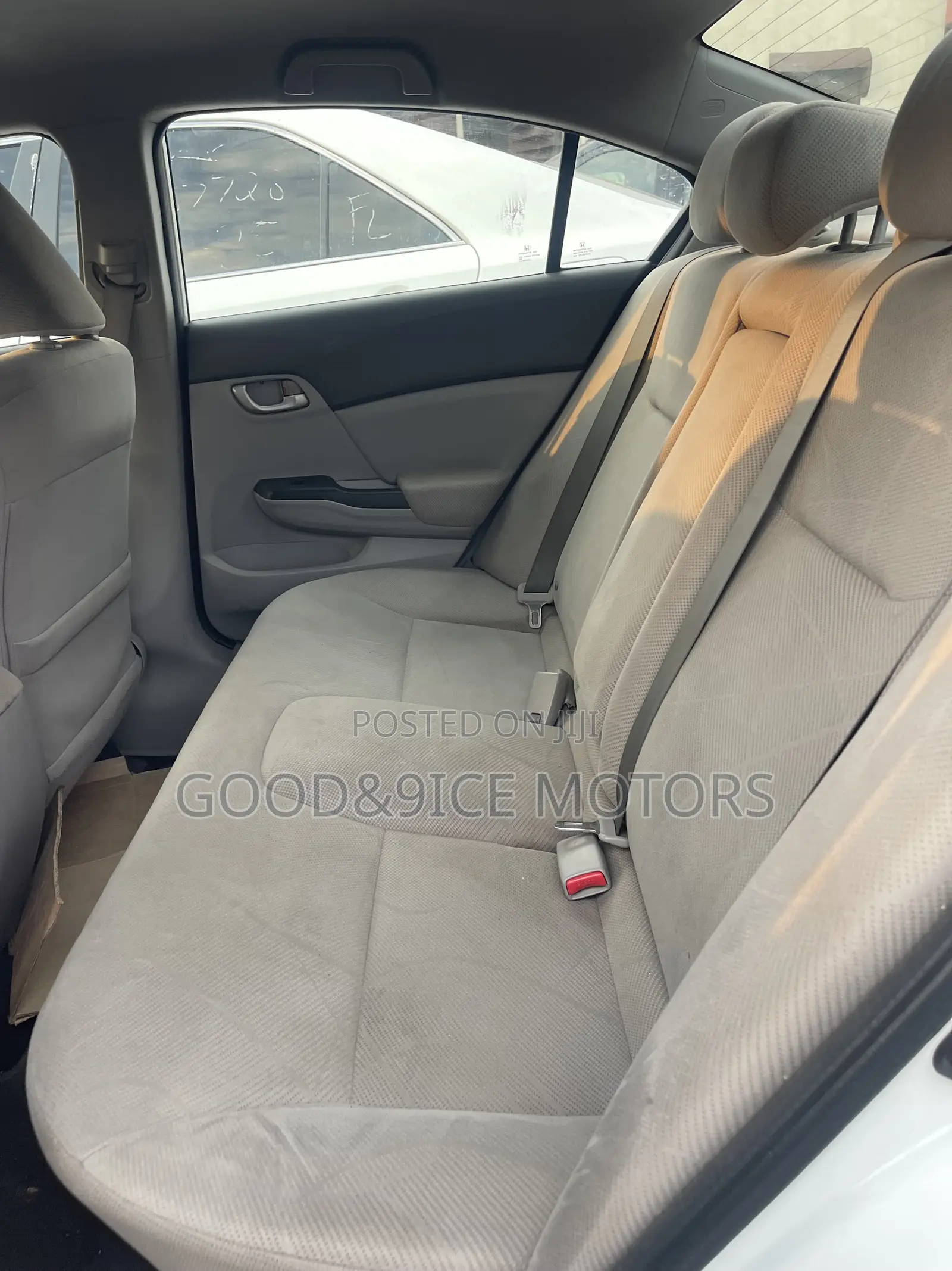 Honda Civic 2012 White