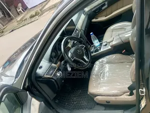 Mercedes-Benz E350 2013 Black