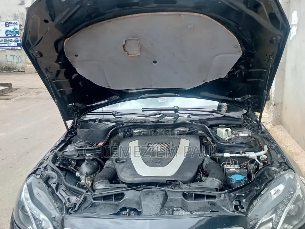 Mercedes-Benz E350 2013 Black