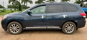 Nissan Pathfinder SL 4x4 2013 Blue