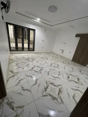 2bdrm Block of Flats in Paradise Estate 2, Life Camp for rent