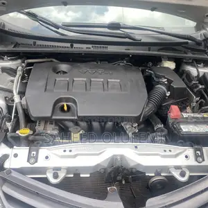 Toyota Corolla 2015 White