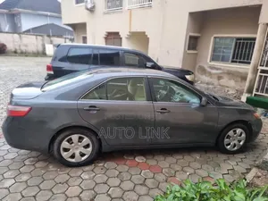Toyota Camry 2007 Gray
