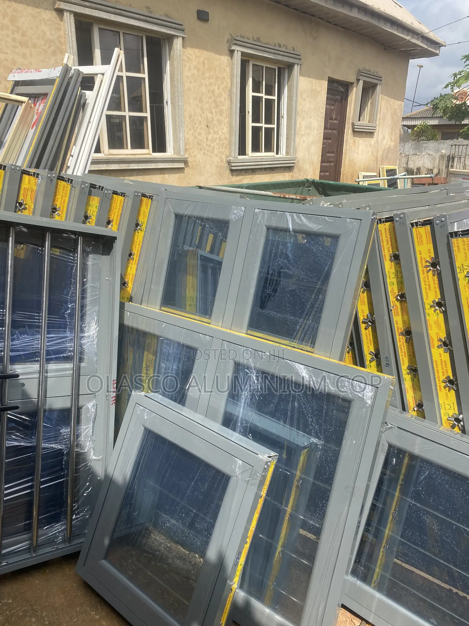 Quality Casement Window With Burglary