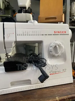 SINGER CAPRI 12 Tabletop Machine