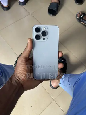 Apple iPhone 15 Pro Max 256 GB Silver
