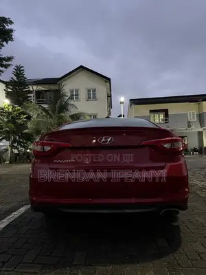 Hyundai Sonata SE 2017 Red