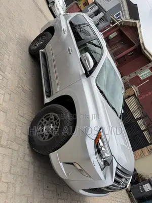 Lexus GX 460 2012 Silver