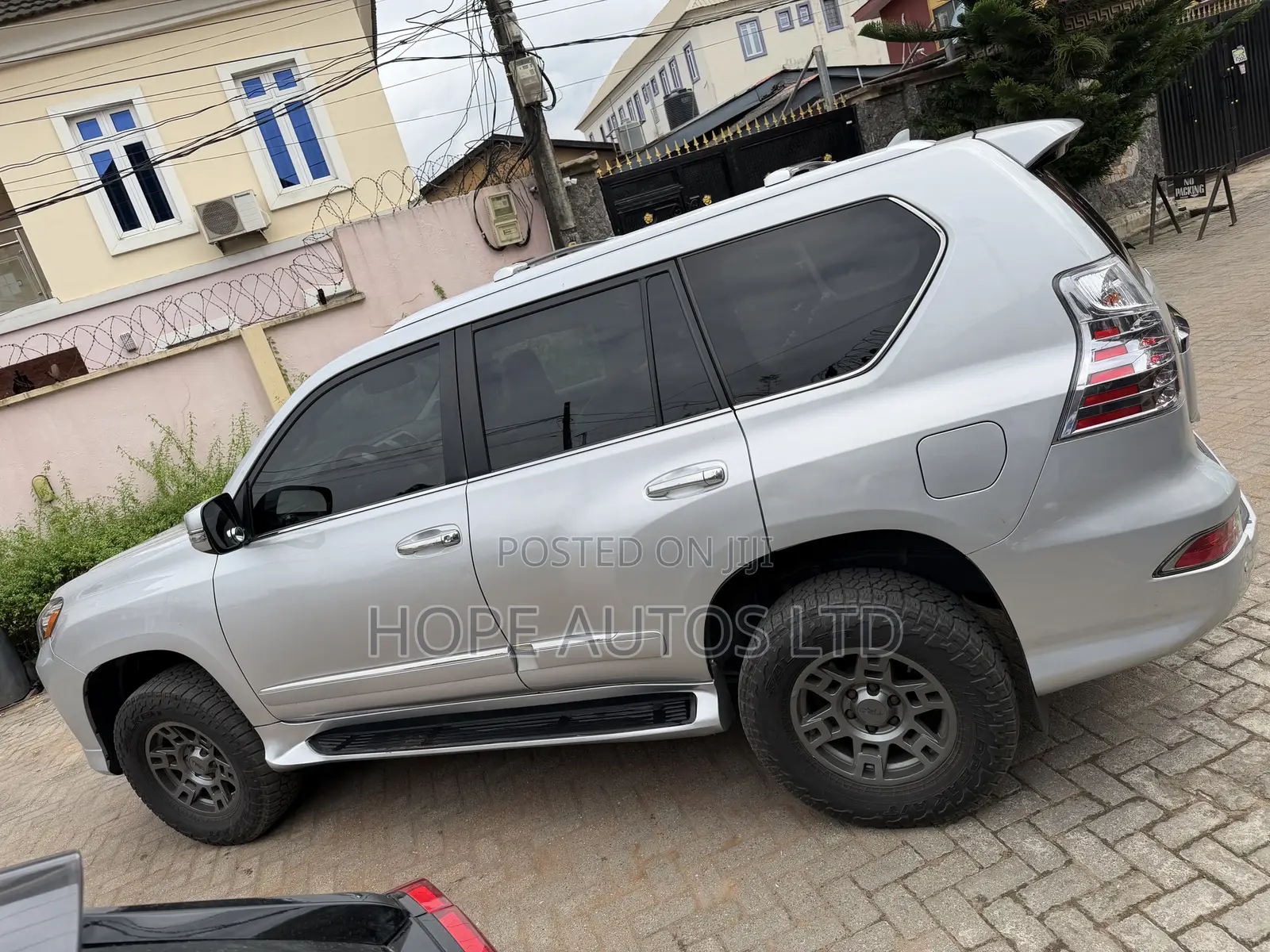 Lexus GX 460 2012 Silver
