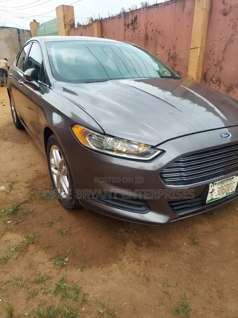 Ford Focus 2013 Gray