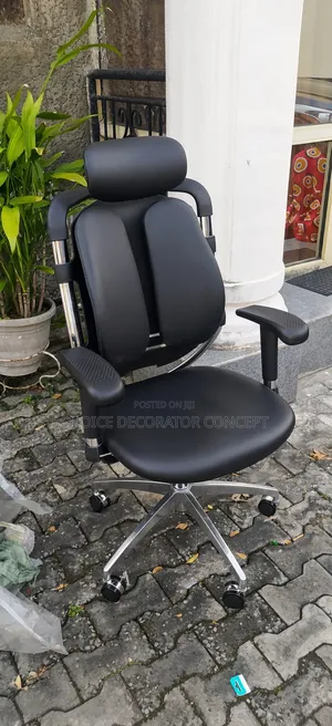 Black Office Chair ( Kidney Chair)