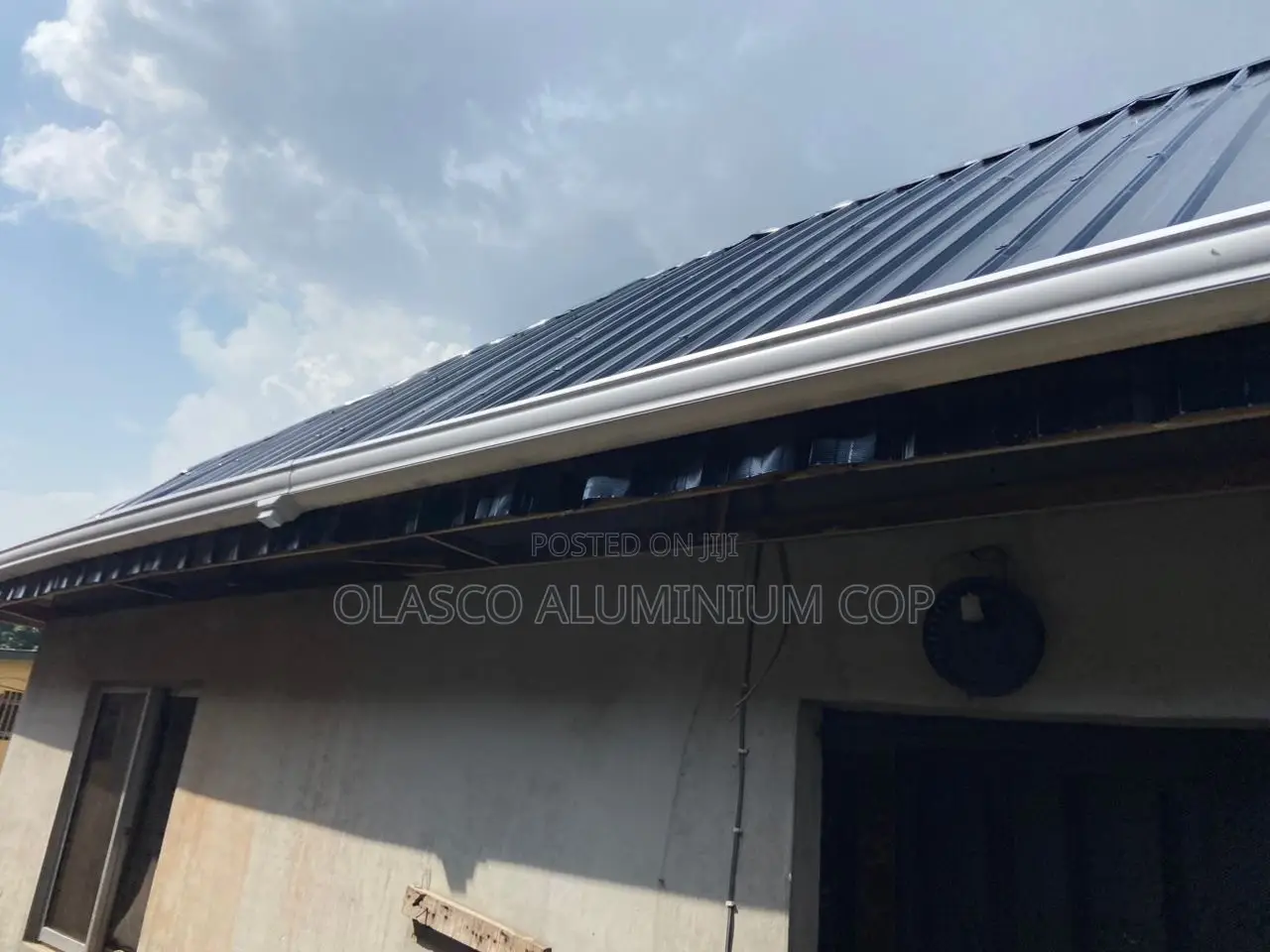 Longs Pan Aluminum With PVC Gutters