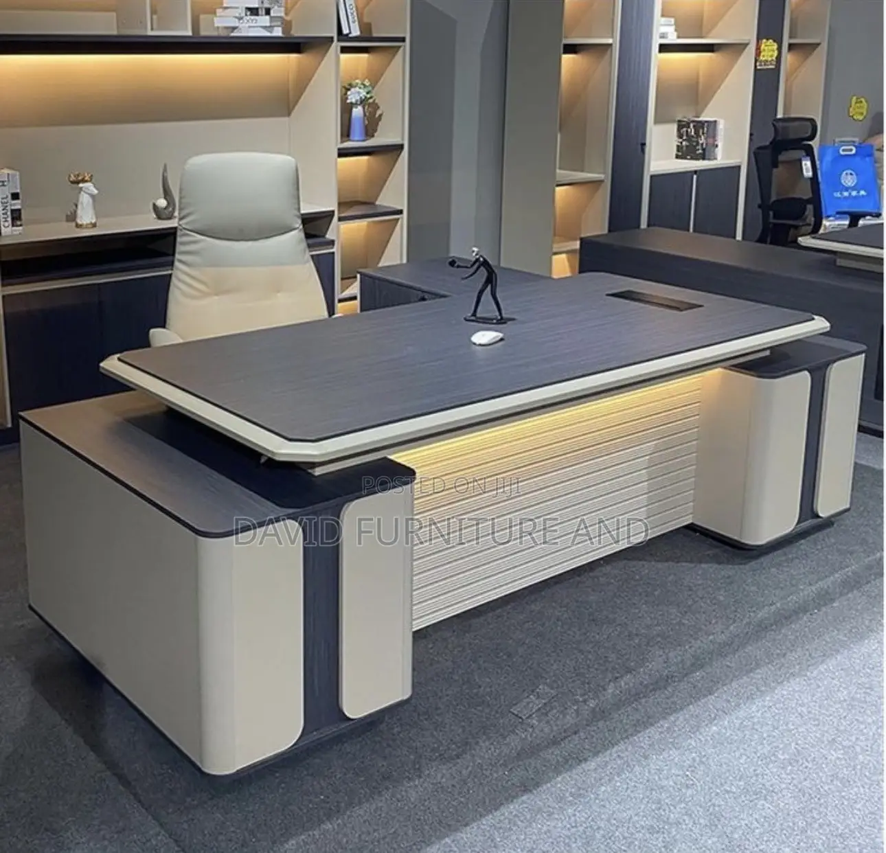Top-Tier Executive Office Table