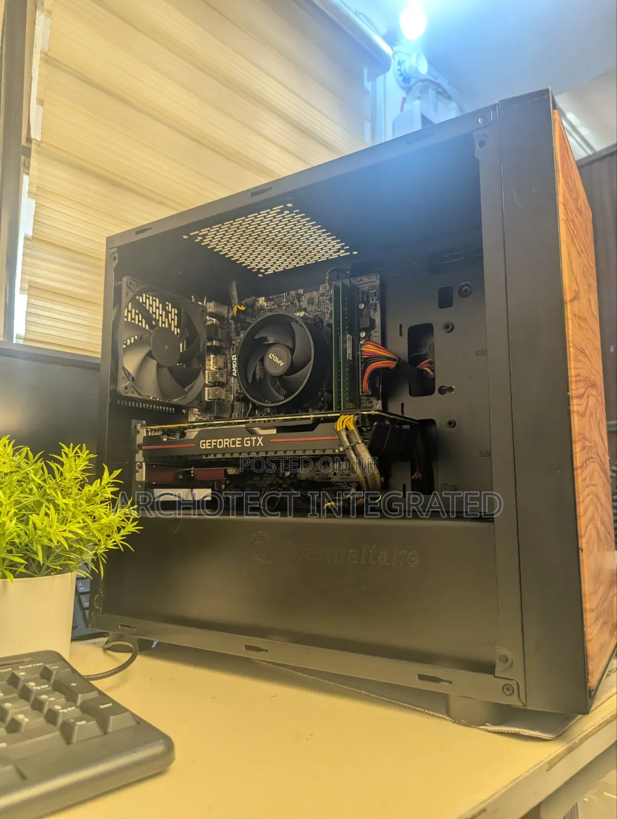 Desktop Computer 16GB AMD Ryzen 5 SSD 512GB