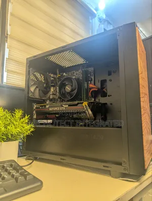Desktop Computer 16GB AMD Ryzen 5 SSD 512GB