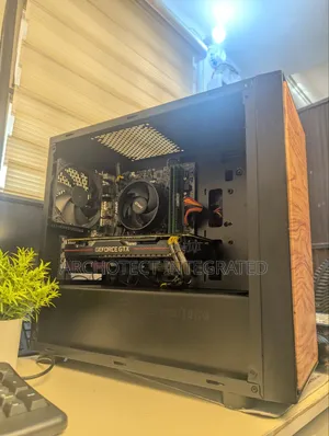Desktop Computer 16GB AMD Ryzen 5 SSD 512GB