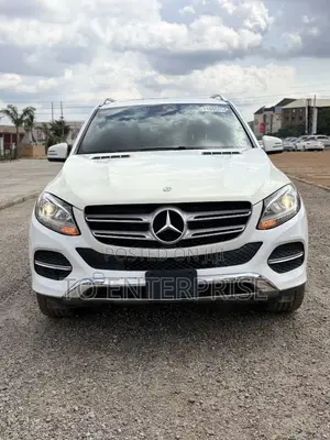 Mercedes-Benz GLE-Class 2017 White
