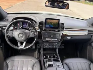 Mercedes-Benz GLE-Class 2017 White