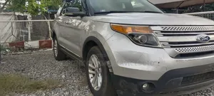 Ford Explorer 2012 Silver