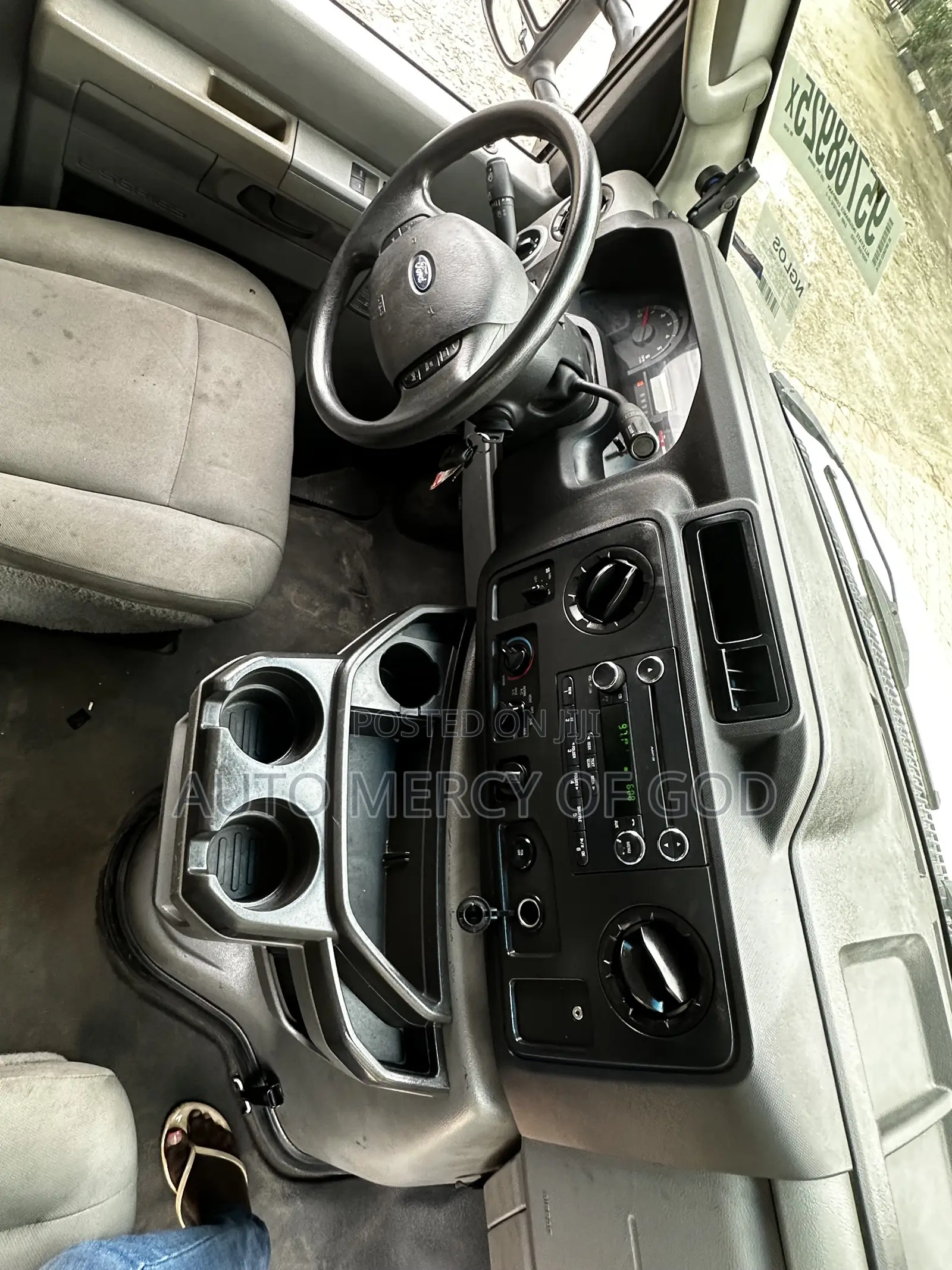 Ford E350 2014 White