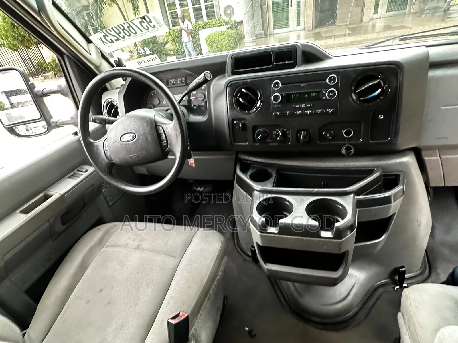 Ford E350 2014 White