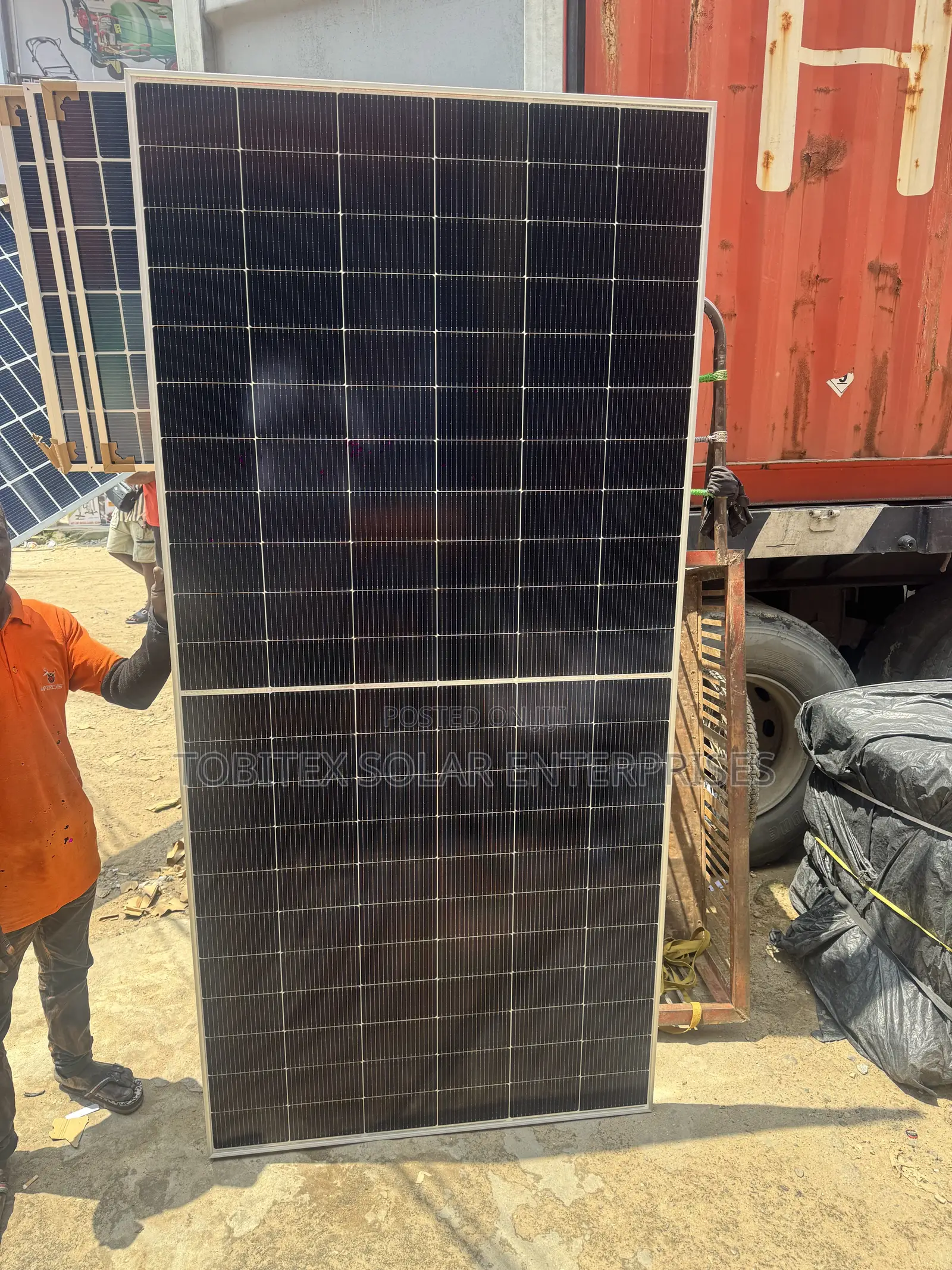 650watts Canadian Solar Panel