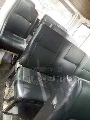Toyota HiAce 2010 White